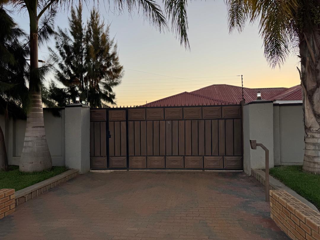 WESTGATE SANDTON HOUSE FOR SALE