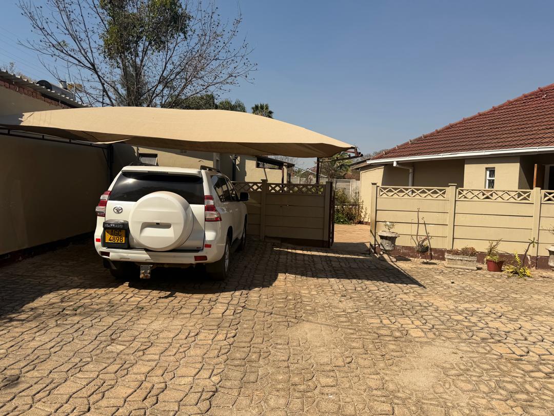 MABELREIGN HOUSE TO RENT